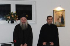 IMG-93e5af75dfefd8807ff8c053e191c223-V-Medium