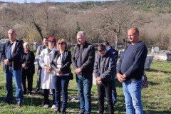 IMG-a7063b38bfab35d6b11ddfb0e5b3a339-V-Medium