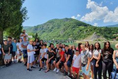 IMG-730a211ddb033860fadea6fca038e0b2-V-Medium