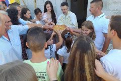 received_819044015929577-Medium