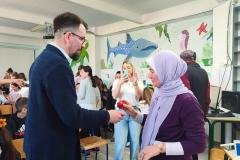 IMG-bc8c65ecb653191d0e32e6d8fd034641-V