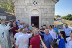 IMG-c249618663bd05c118d0579a4604fe8c-V-Medium