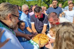 IMG-1ae378b322d1be4df11a7fa00e8f1b17-V-Medium