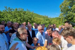 IMG-bbd7f63b1951a584578c62c4138c5062-V-Medium