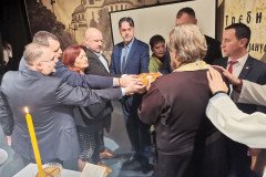 IMG-febb953edeec050724910e366f784dd7-V-Medium