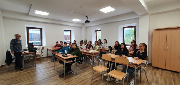 Почела настава у Просвјетиној школи у Мостару