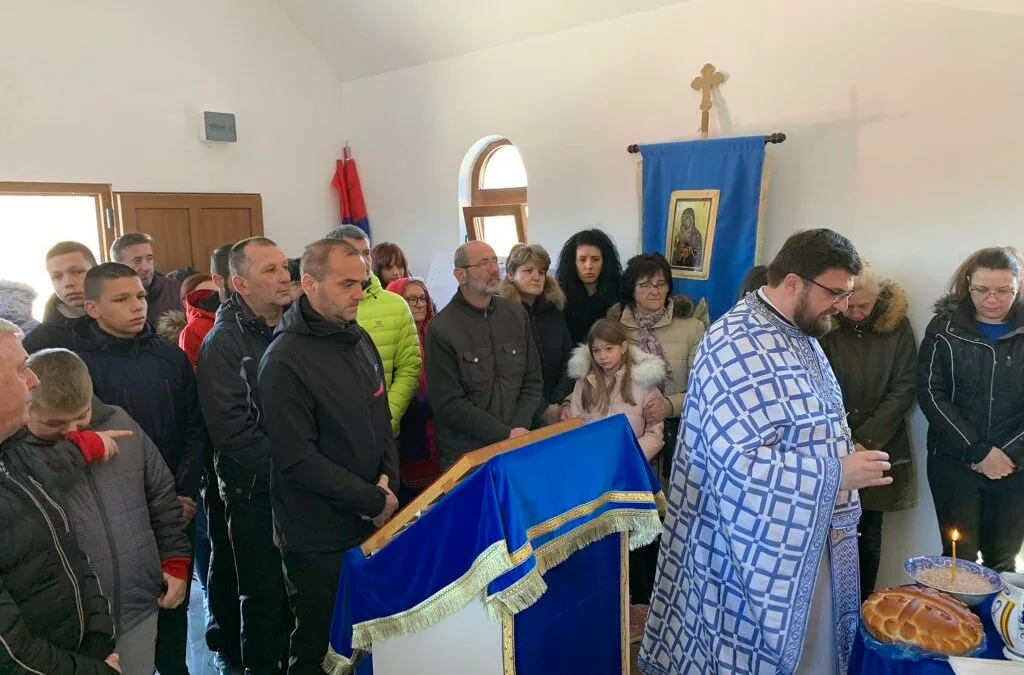 Литургијско сабрање у храму Свете Текле у Орашју на Зупцима