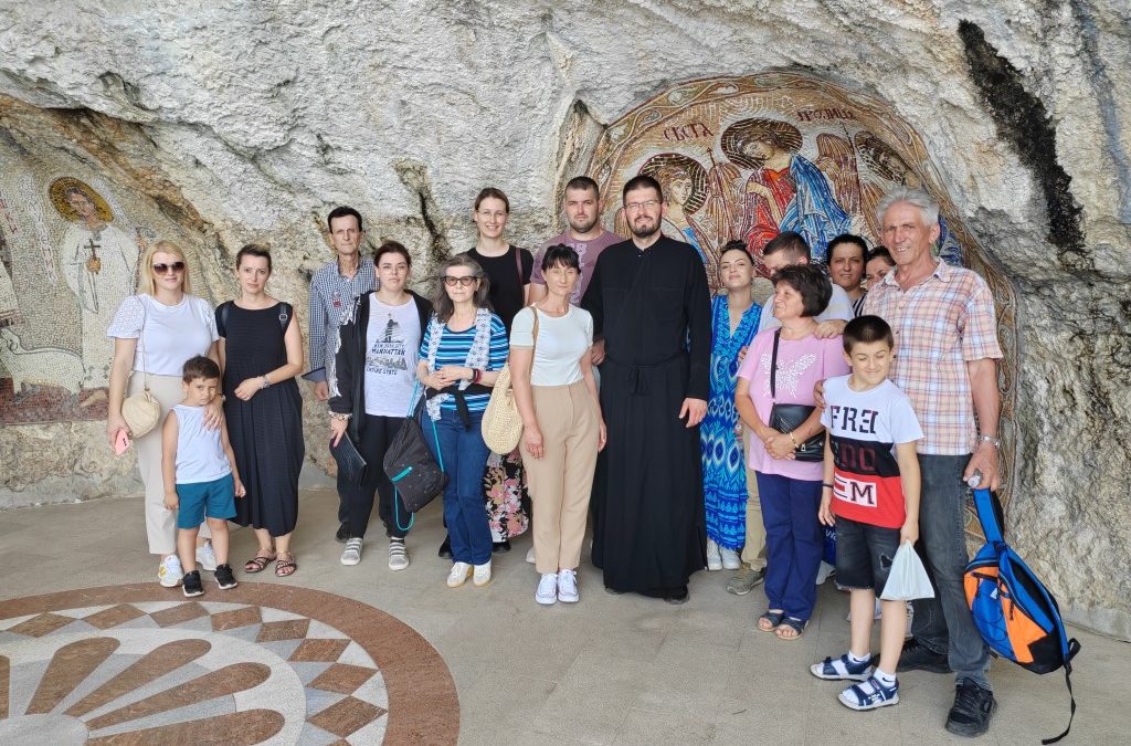Поклоничко путовање у манастир Острог