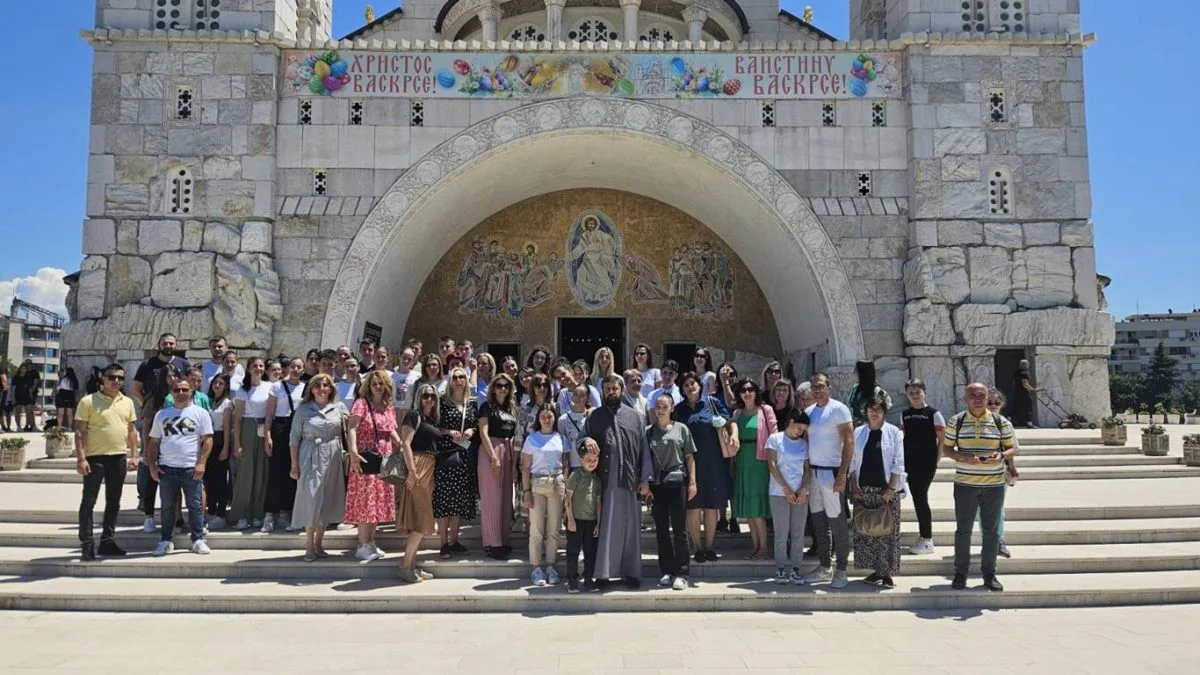 Билећани посјетили светиње у Црној Гори и православну Гимназију “Свети Сава”