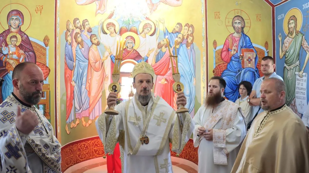 Света  Архијерејска Литургија у Љесковом Дубу код Гацка