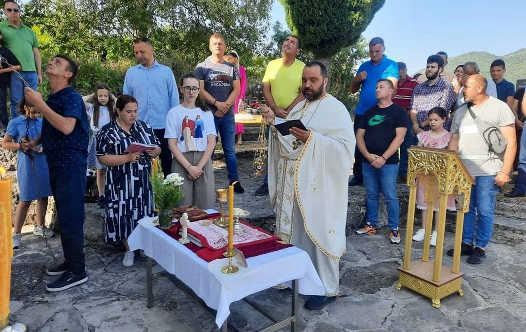 Света Педесетница у Волујцу код Требиња