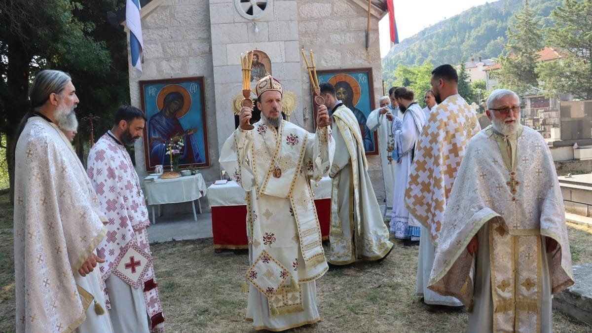 На празник Рођења Светог Јована Претече и Крститеља Владика Димитрије служио у Полицама