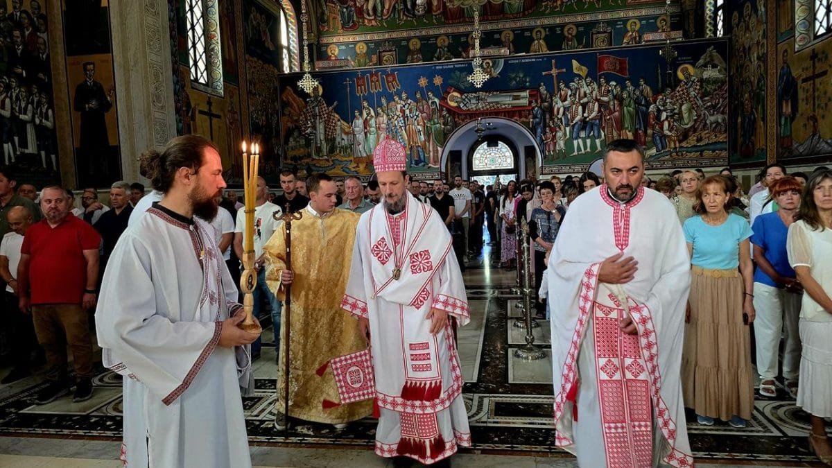 Владика Димитрије служио у Требињу