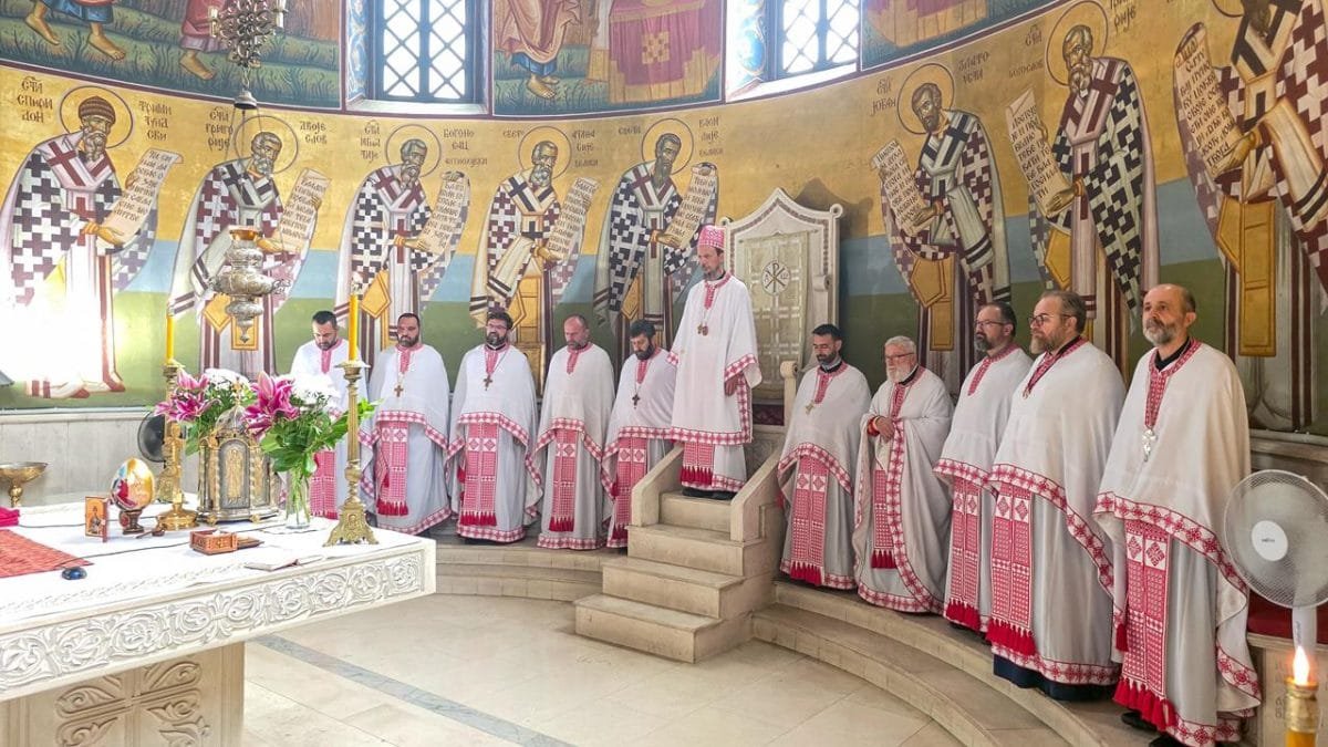 Архијерејска Литургија и рукоположење у требињском Саборном храму