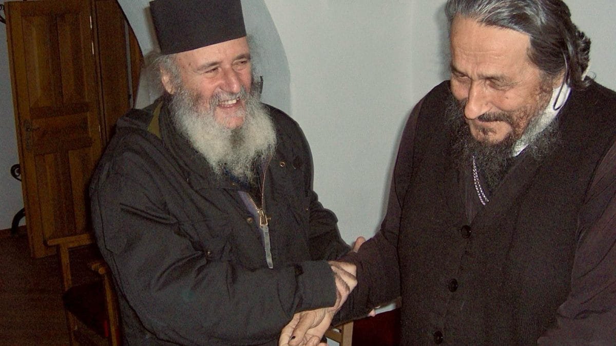 Архимандрит Василије Гондикакис (1935-2025)