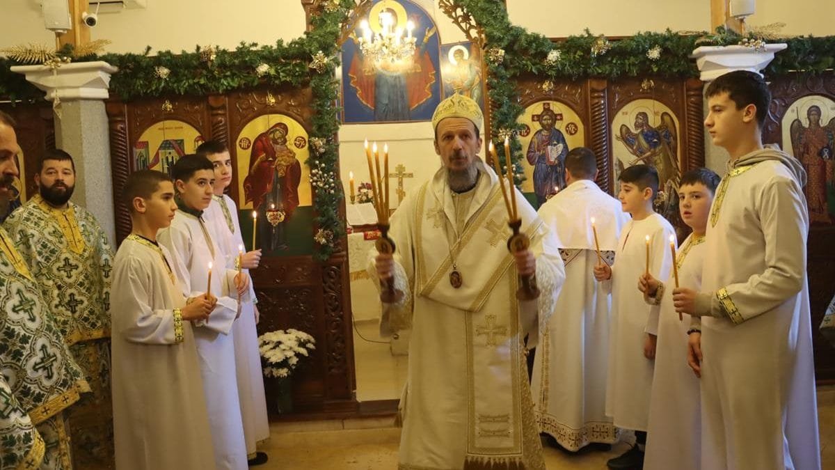 Митрополит Димитрије богослужио у Мостару