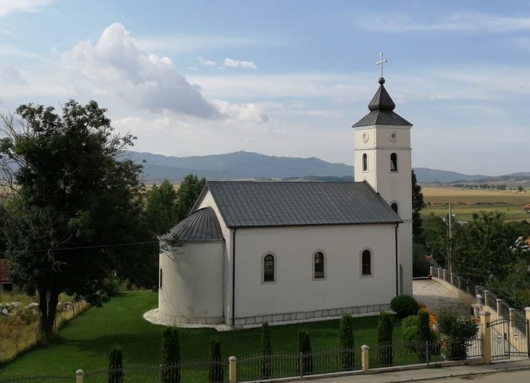 Владика Димитрије служио у Автовцу