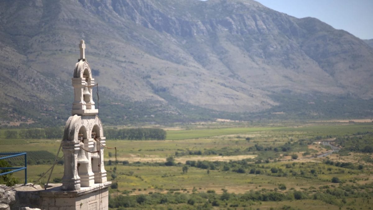 Чудесни манастир Завала – сведок вечне љубави Божје