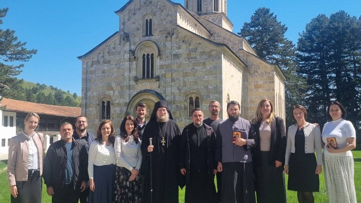 Вероучитељи Епархије ЗХиП на поклоничком путовању на Косову и Метохији