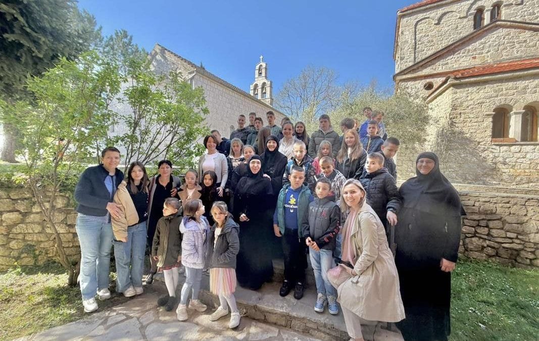 Празник Благовести у Петропавловом манастиру