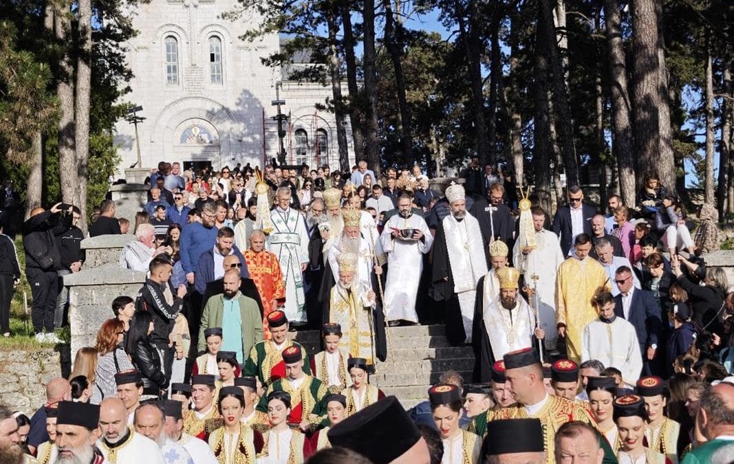 Световасилијевска литија у Никшићу