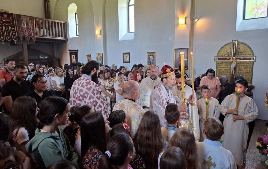 Владика Димитрије на празник Свих Светих служио у Гацку