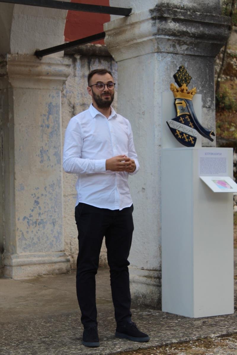 IMG-7715fd5cf59366e8221acd3692d7a0bf-V