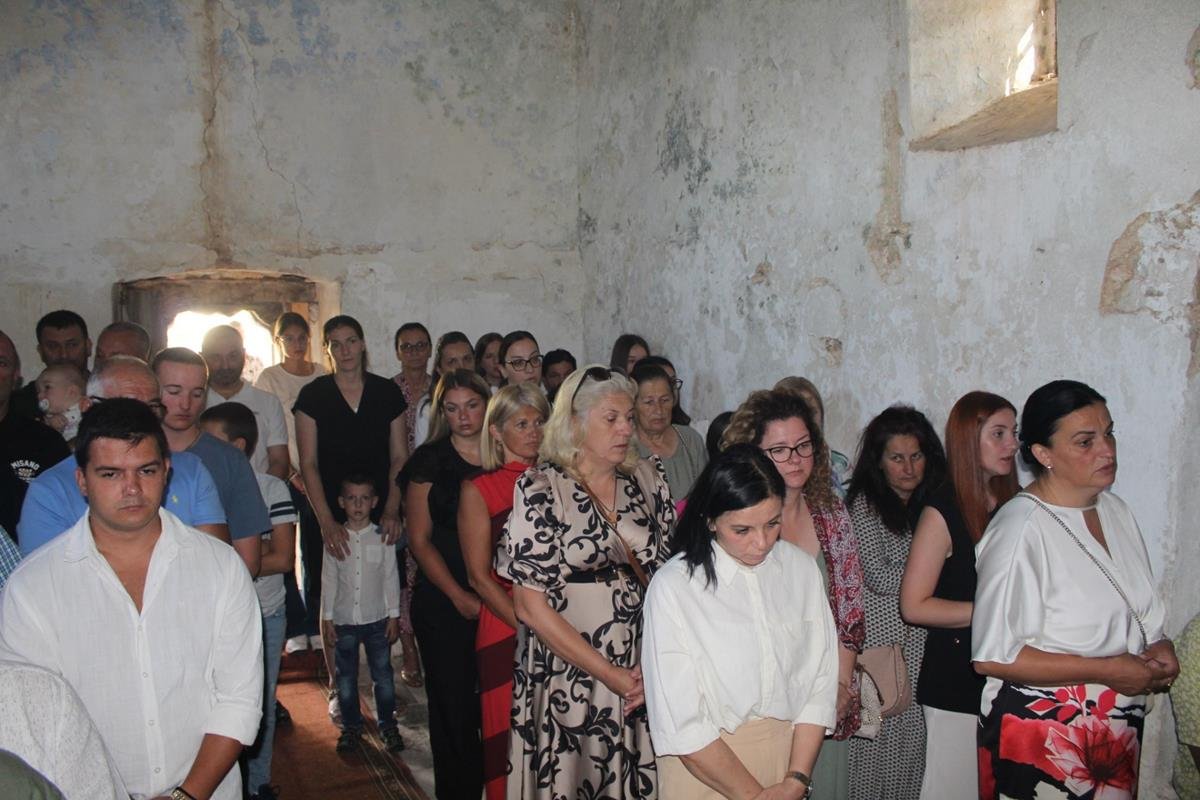 IMG-a0a84a18507023b0618ff5023ee37973-V