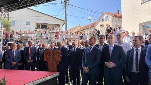 11 (1) (1) (1) (1) (1) (1) (1) (1) (1) (1)