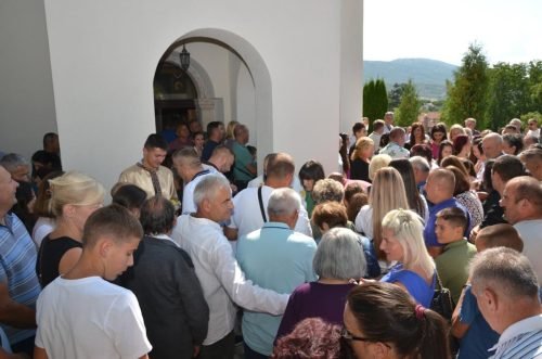 IMG-019dc6bb7a706fbdb48d9c59e1d2d6f3-V