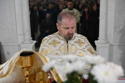 IMG-49bce1b61196c3dbb93dfa68c90daa8e-V-Medium