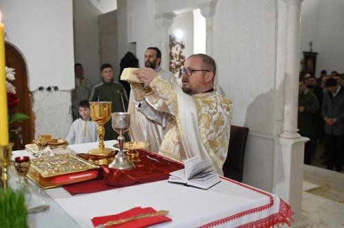 IMG-557c2df49404dce85dcba7e6b3f4b11e-V-Medium