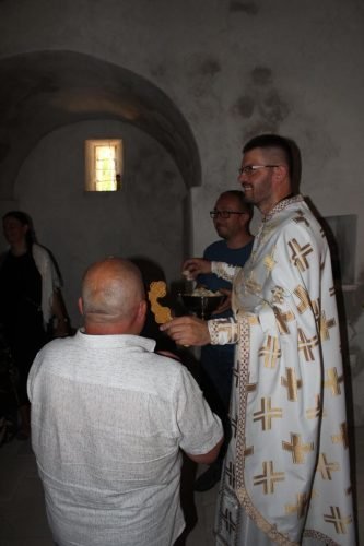 IMG-5f28bb25c9c1956a69e9a3f2e7ebe195-V