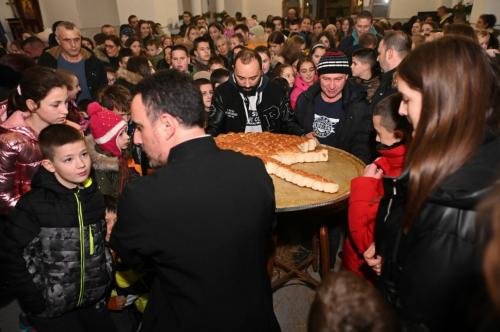 IMG-6a4b8d7fae36f62d8e1694c6fb71e62e-V-Medium