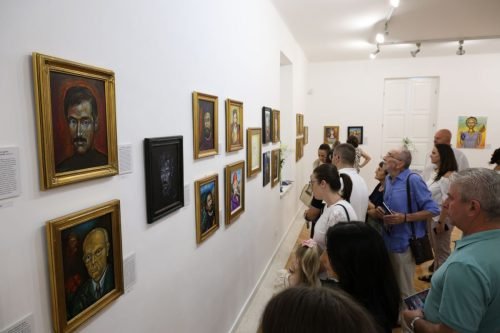 IMG-6e4856f274c12e961001cc23b827bd65-V