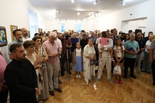 IMG-7d77418d783c44f675aa70252b17c329-V