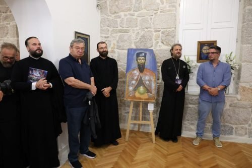 IMG-84813b1fdbb756de45d01ec1febd22bd-V