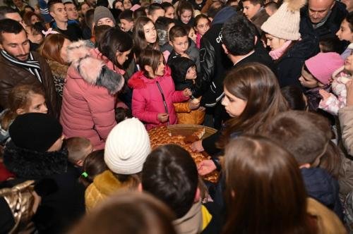 IMG-8dcb64ea24889e0a86c433a79ea03d01-V-Medium