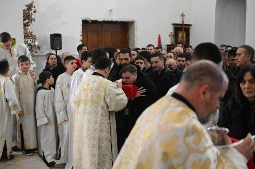 IMG-d73200208540e2a2fd1c16032f4f4df3-V-Medium