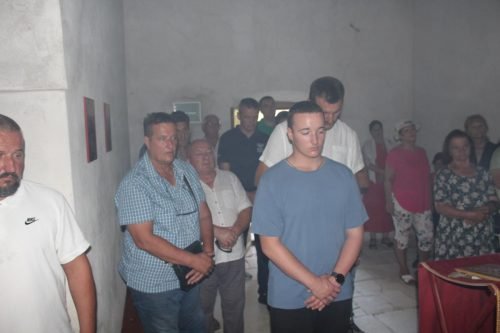 IMG-d783aabfc756422dd8e8c166a4449a91-V