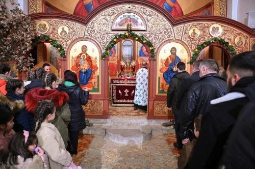 IMG-dee82ca53decbd0b9047908133c950e6-V-Medium