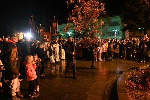 IMG-e08550db8480097f4f0c509756e124b6-V-Medium