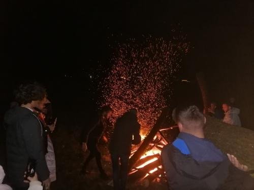 IMG-e0f674de63715feef1cd2883aa4dd0f0-V