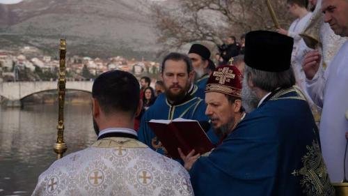 IMG-e5f4d04e3ab8ed918cb118384c4fa088-V