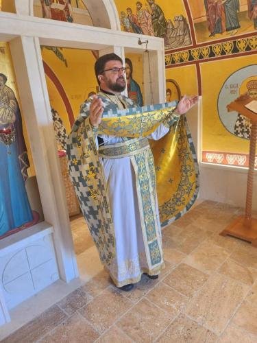 IMG-efe463cb0ab8c450d300cbe3f62bb804-V